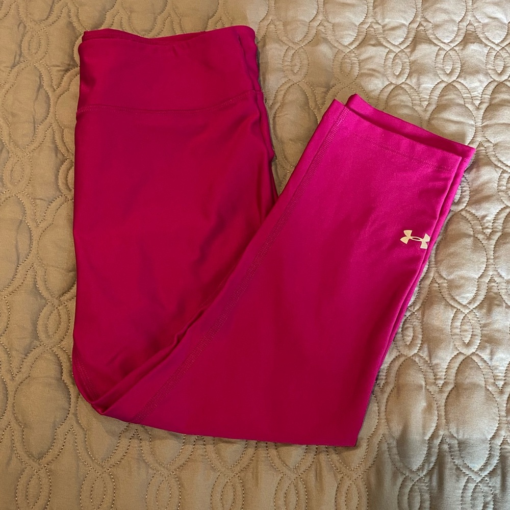 Women’s Under Armour Pink Capri Leggings